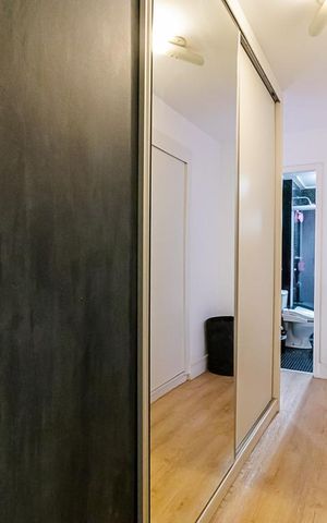 Apartamento à venda com 130m², 3 quartos e 2 vagas Apartamento à venda com 130m², 3 quartos e 2 vagasCloset da Suíte 1