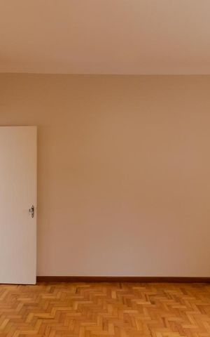Casa à venda com 200m², 3 quartos e 2 vagasQuarto 01