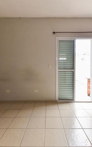 Casa à venda com 220m², 5 quartos e 3 vagas Casa à venda com 220m², 5 quartos e 3 vagasSuíte 2