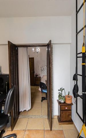 Casa à venda com 280m², 5 quartos e 2 vagas Casa à venda com 280m², 5 quartos e 2 vagasVaranda Suite 1 e 2