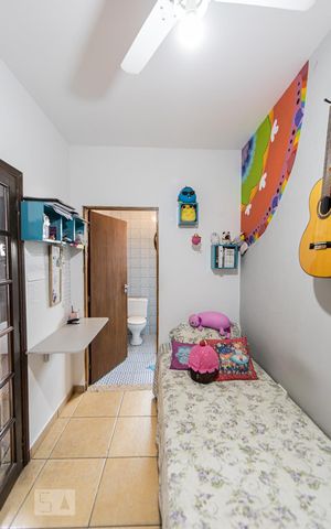 Casa à venda com 280m², 5 quartos e 2 vagas Casa à venda com 280m², 5 quartos e 2 vagasSuite 2