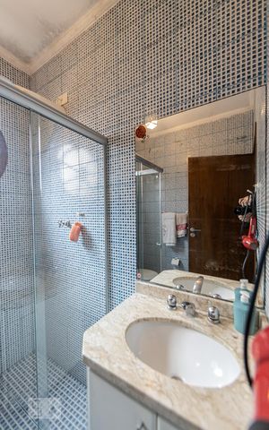 Casa à venda com 280m², 5 quartos e 2 vagas Casa à venda com 280m², 5 quartos e 2 vagasSuite 2