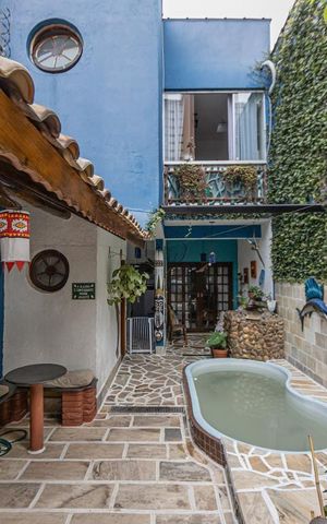Casa à venda com 280m², 5 quartos e 2 vagas Casa à venda com 280m², 5 quartos e 2 vagasÁrea Externa
