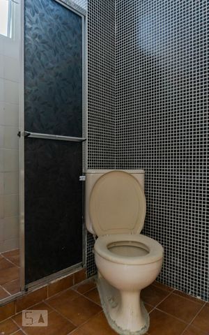 Apartamento à venda com 50m², 2 quartos e 1 vaga Apartamento à venda com 50m², 2 quartos e 1 vagaBanheiro