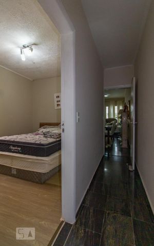 Casa à venda com 380m², 3 quartos e 5 vagas Casa à venda com 380m², 3 quartos e 5 vagasHall Dormitórios