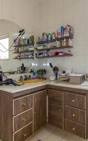 Casa à venda com 380m², 3 quartos e 5 vagas Casa à venda com 380m², 3 quartos e 5 vagasBanheiro Quarto 3 - Suíte