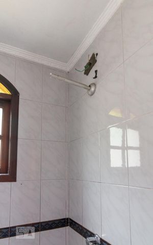 Casa à venda com 254m², 3 quartos e 2 vagasBanheiro quarto 3 suíte