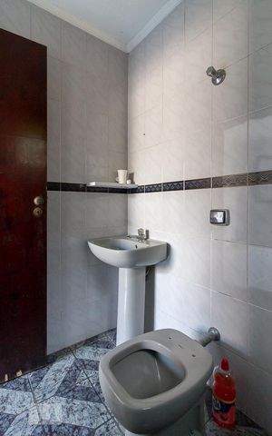 Casa à venda com 254m², 3 quartos e 2 vagasBanheiro quarto 3 suíte