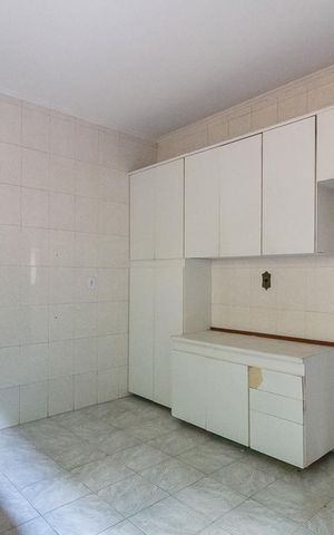 Casa à venda com 254m², 3 quartos e 2 vagasCozinha