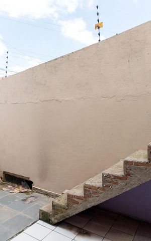 Casa à venda com 254m², 3 quartos e 2 vagasVista quarto 2