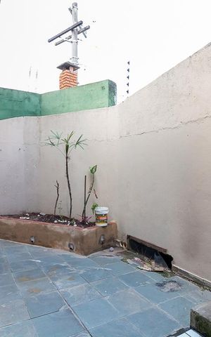 Casa à venda com 254m², 3 quartos e 2 vagasQuintal fundos