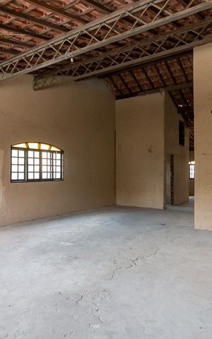 Casa à venda com 254m², 3 quartos e 2 vagasÁrea superior inacabada