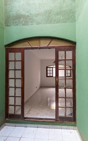 Casa à venda com 254m², 3 quartos e 2 vagasVista quarto 1