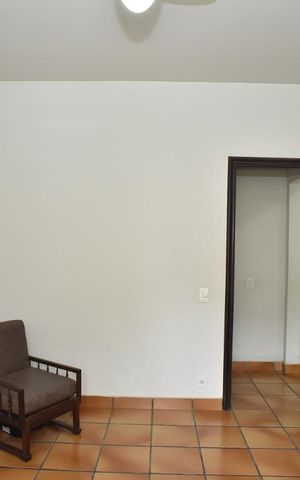 Casa de condomínio à venda com 450m², 4 quartos e 6 vagasQuarto 1