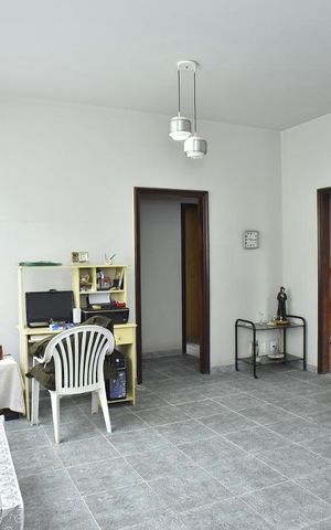 Casa de condomínio à venda com 450m², 4 quartos e 6 vagasHall Superior