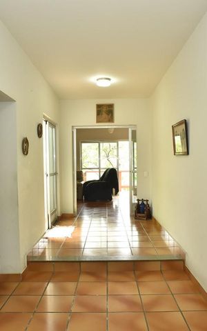 Casa de condomínio à venda com 450m², 4 quartos e 6 vagasHall de Entrada