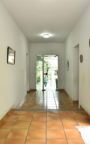 Casa de condomínio à venda com 450m², 4 quartos e 6 vagasHall de Entrada