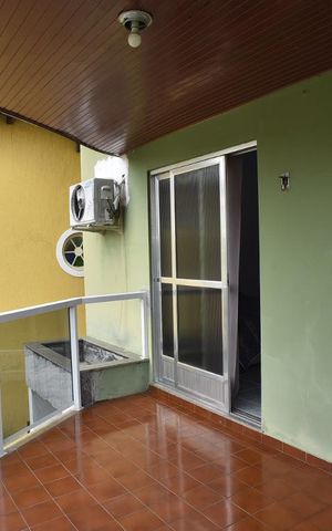 Casa de condomínio à venda com 450m², 4 quartos e 6 vagasVaranda da Suíte 2