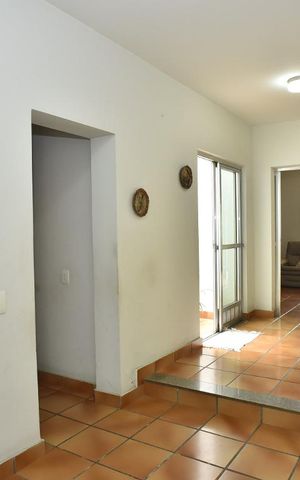 Casa de condomínio à venda com 450m², 4 quartos e 6 vagasHall de Entrada