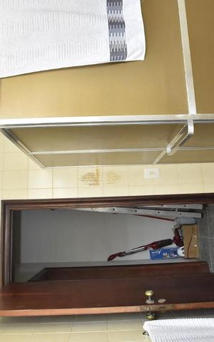 Casa de condomínio à venda com 450m², 4 quartos e 6 vagasBanheiro Social