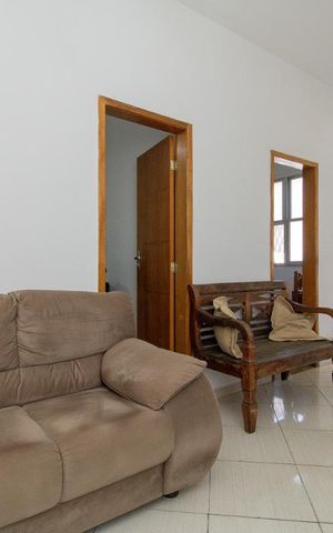 Casa à venda com 151m², 4 quartos e sem vaga Casa à venda com 151m², 4 quartos e sem vagaSala 1