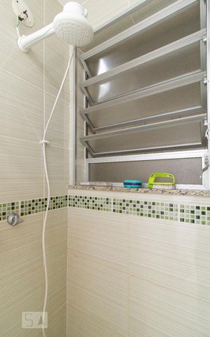 Casa à venda com 151m², 4 quartos e sem vaga Casa à venda com 151m², 4 quartos e sem vagaDetalhe do Banheiro Social 1