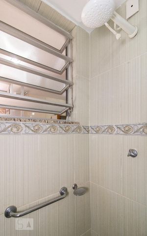 Casa à venda com 151m², 4 quartos e sem vaga Casa à venda com 151m², 4 quartos e sem vagaDetalhe do Banheiro Social 2