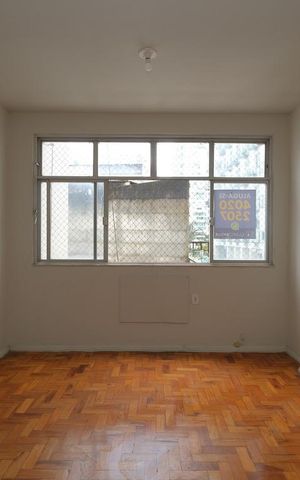 Apartamento para alugar com 70m², 2 quartos e 1 vagaSala