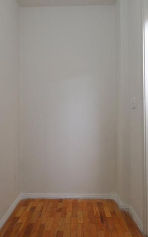 Apartamento para alugar com 70m², 2 quartos e 1 vagaQuarto de Serviço