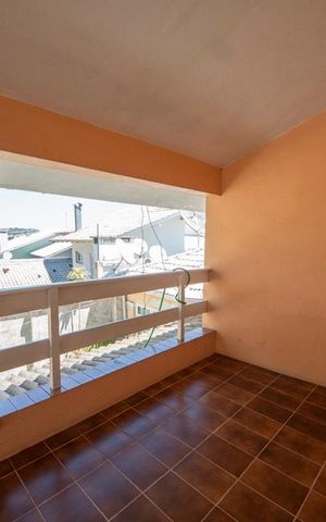 Casa à venda com 360m², 3 quartos e 4 vagasSacada do Quarto da Suíte 3