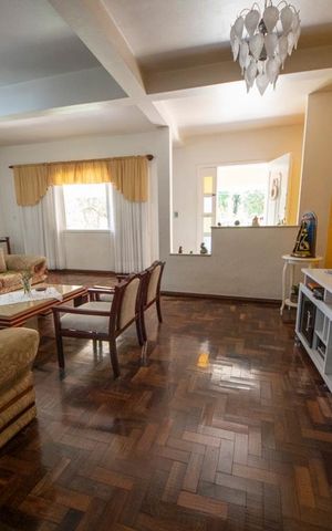 Casa à venda com 360m², 3 quartos e 4 vagasSala de Estar
