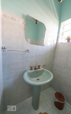 Casa à venda com 360m², 3 quartos e 4 vagasLavabo