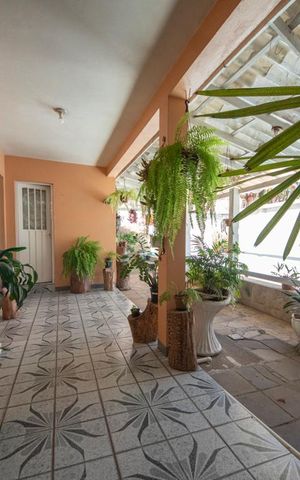 Casa à venda com 360m², 3 quartos e 4 vagasVaranda da Cozinha