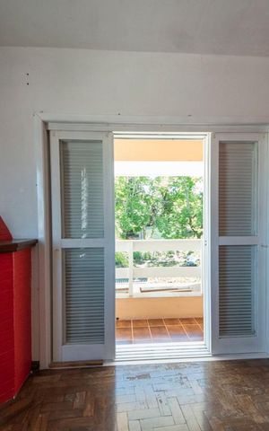 Casa à venda com 360m², 3 quartos e 4 vagasSala 2