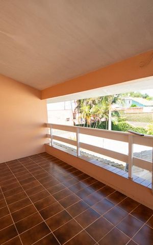 Casa à venda com 360m², 3 quartos e 4 vagasSacada do Quarto da Suíte 1