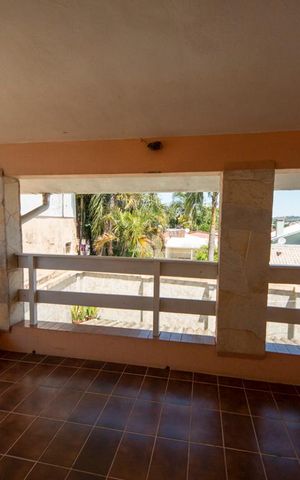 Casa à venda com 360m², 3 quartos e 4 vagasSacada do Quarto da Suíte 3