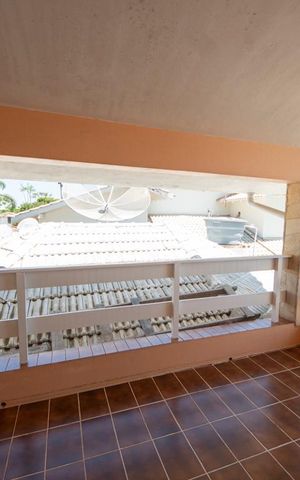 Casa à venda com 360m², 3 quartos e 4 vagasSacada do Quarto da Suíte 1