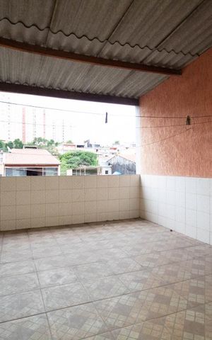 Casa à venda com 300m², 5 quartos e 2 vagas Casa à venda com 300m², 5 quartos e 2 vagasÁrea de Festas