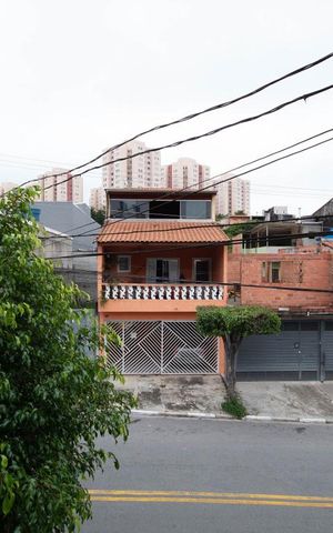 Casa à venda com 300m², 5 quartos e 2 vagas Casa à venda com 300m², 5 quartos e 2 vagasVista da Suíte 3