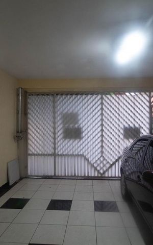 Casa à venda com 300m², 5 quartos e 2 vagas Casa à venda com 300m², 5 quartos e 2 vagasVista da Sala