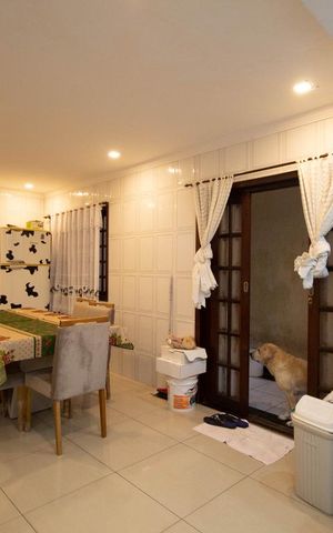Casa à venda com 300m², 5 quartos e 2 vagas Casa à venda com 300m², 5 quartos e 2 vagasCopa e Cozinha