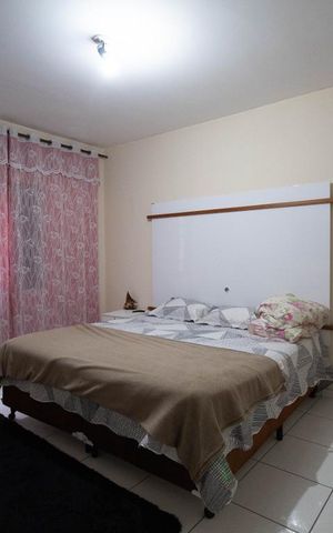 Casa à venda com 300m², 5 quartos e 2 vagas Casa à venda com 300m², 5 quartos e 2 vagasSuíte Master