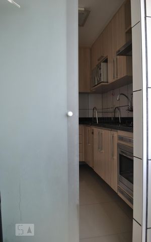 Apartamento à venda com 38m², 1 quarto e 1 vagaÁrea de serviço