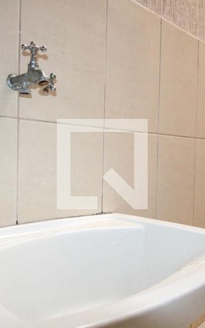 Apartamento para alugar com 60m², 2 quartos e sem vagaCozinha e Área de Serviço