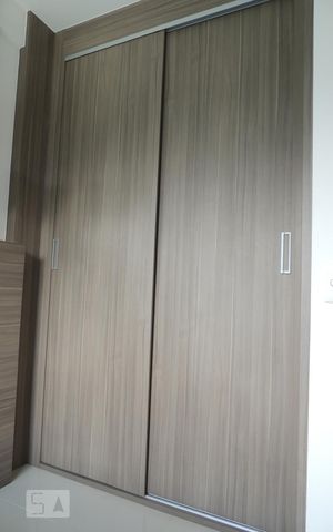 Apartamento para alugar com 46m², 1 quarto e 1 vagaQuarto - Armários