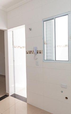 Casa de condomínio à venda com 50m², 2 quartos e sem vaga Casa de condomínio à venda com 50m², 2 quartos e sem vagaCozinha