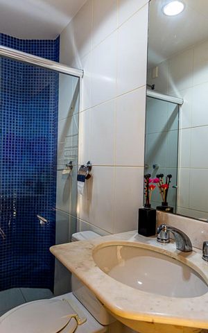 Apartamento à venda com 239m², 4 quartos e 2 vagas Apartamento à venda com 239m², 4 quartos e 2 vagasBanheiro da Sala da Cobertura