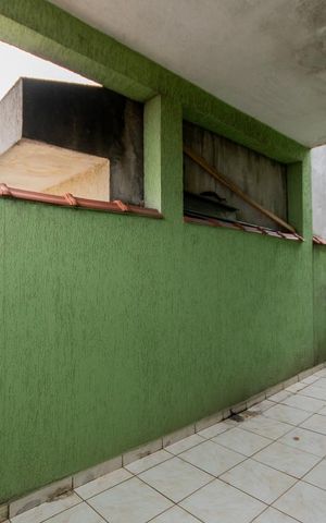 Casa à venda com 300m², 3 quartos e 3 vagas Casa à venda com 300m², 3 quartos e 3 vagasVaranda do Quarto 1
