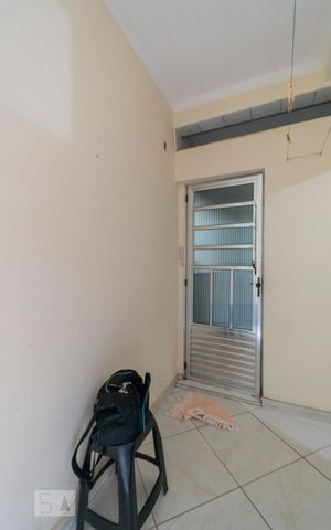 Casa à venda com 300m², 3 quartos e 3 vagas Casa à venda com 300m², 3 quartos e 3 vagasÁrea de Serviço