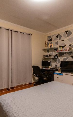 Casa à venda com 300m², 3 quartos e 3 vagas Casa à venda com 300m², 3 quartos e 3 vagasQuarto 3